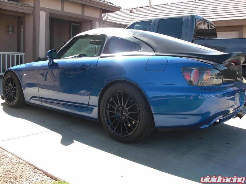 With the hard top and low stance this S2000 is ready for action