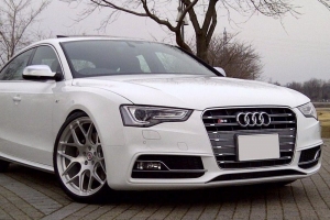 Audi S5 Sport Back with HRE Wheels P40SC Conical