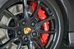 Car Tech's 996 Turbo with Rotora 12 Piston Brakes