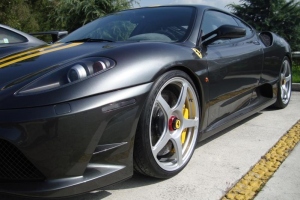 Ferrari Scuderia with HRE P45 Monoblok Wheels