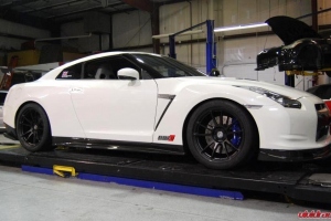 mikecollinsnissangtr3