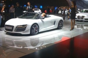 Audi R8 Spyder at LA Auto Show 2011