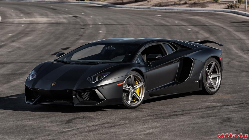 aventador-12