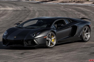 aventador-12