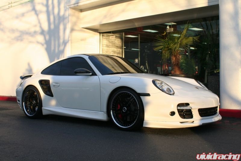 Leo's Vr825 Porsche 997 Turbo