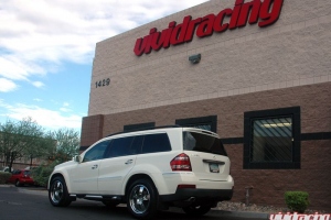 Gl450 Arrives At Vivid