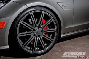 Mercedes Benz CLS63 w/ 20" Vossen VVS-CV4 Matte Graphite