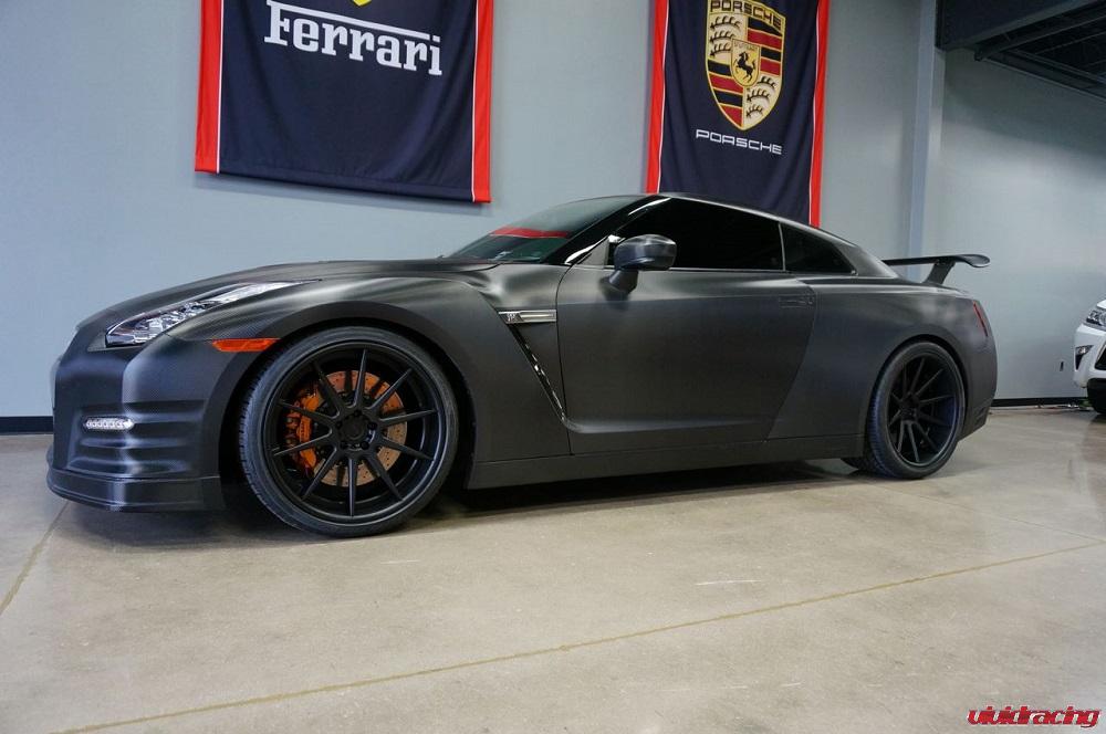 ddw_partners_carbon_gtr_adv1_6