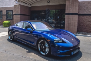 Taycan_VR_Building-6