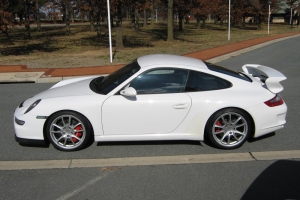Porsche 997 GT3 with Agency Power Custom Steering Wheel