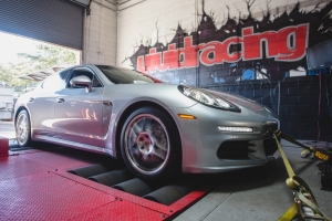 Porsche-Panamera-30-Turbo-VR-tuned-Tuning-box-3