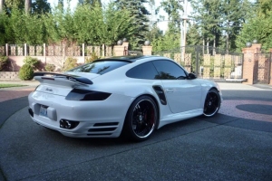 Leo VR825 Porsche Kit