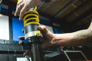 kw-hls-porsche-991-turbo-installed-42