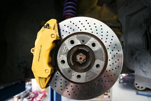 Brembo Brakes on Porsche 996TT