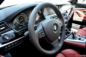 Arrival of the M5-interior1