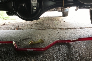 toyota-tundra-trd-sway-bar-install-3
