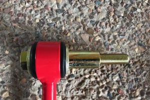 toyota-tundra-trd-sway-bar-install-9