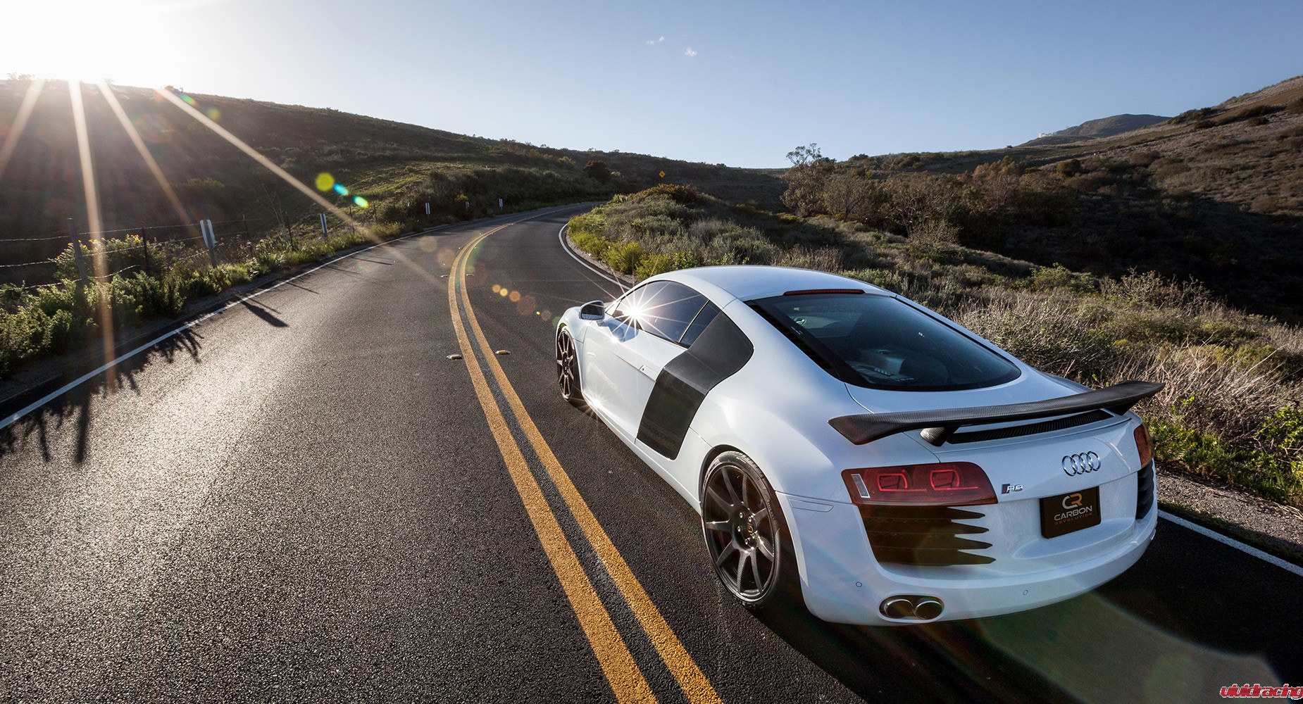 Carbon Revolution CR-9 carbon fiber wheels