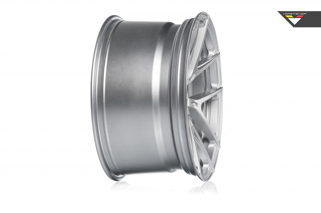 14991850124_fd6512c516_h