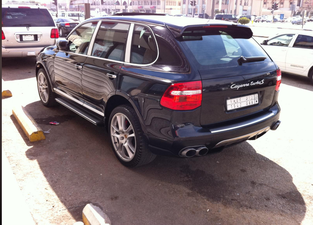 Porsche Cayenne Turbo S Making a Path in Saudi Arabia