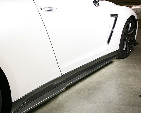 APR Carbon Fiber Performance for the Nissan GT-R