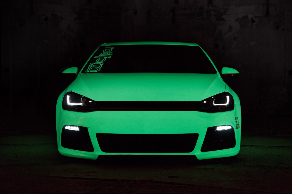 Glow in the Dark Golf 7 by Low Car Scene & Blackbox Richter