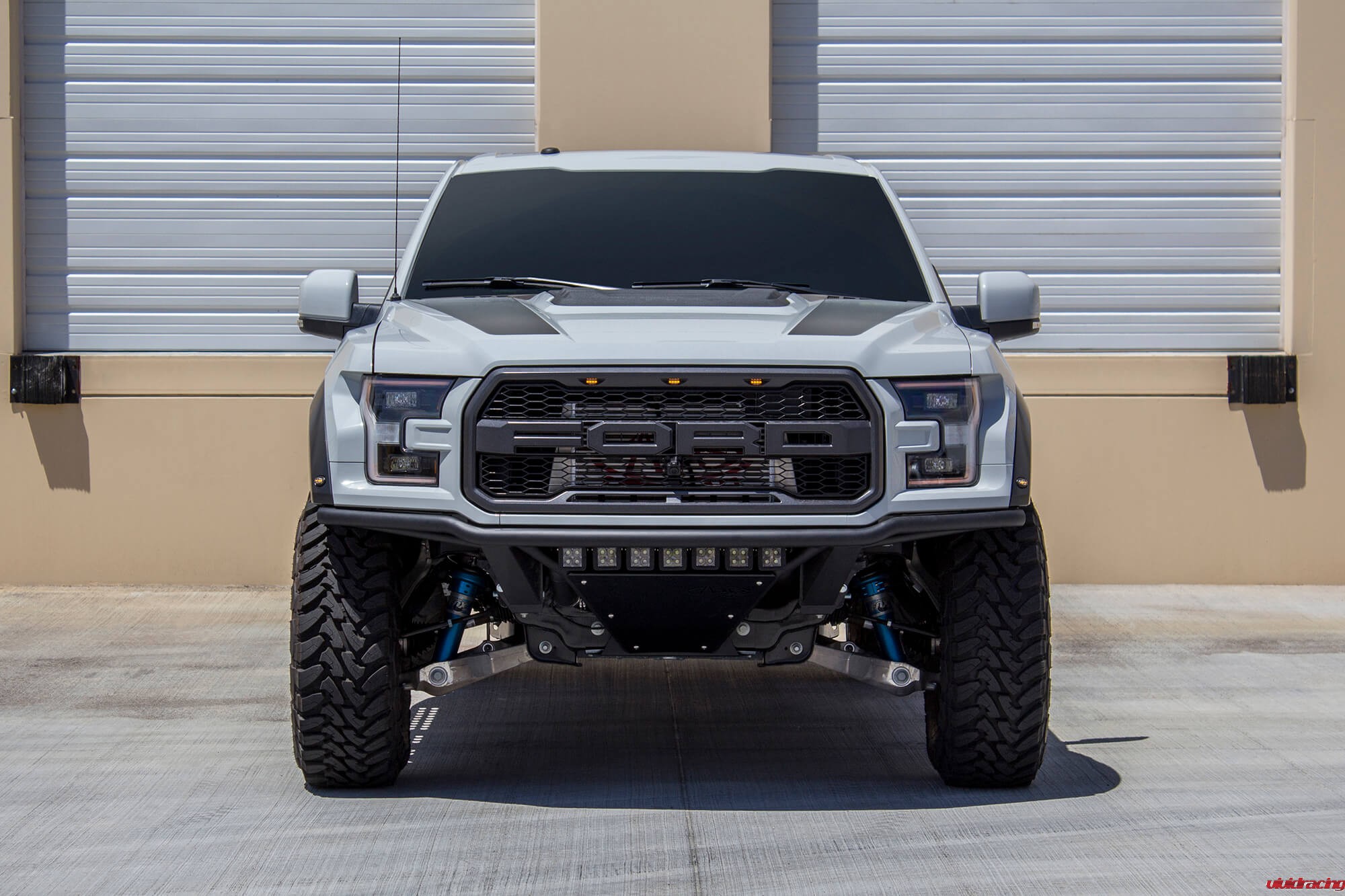 2018-ford-raptor-frame-cut-bumper