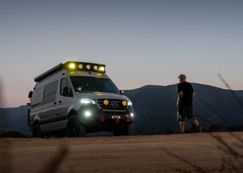 NEW – Baja Designs HD BantamX Kit Mercedes Sprinter Van