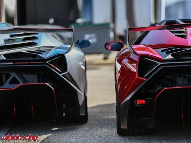Rare Sighting of Two Lamborghini Venenos side by side!
