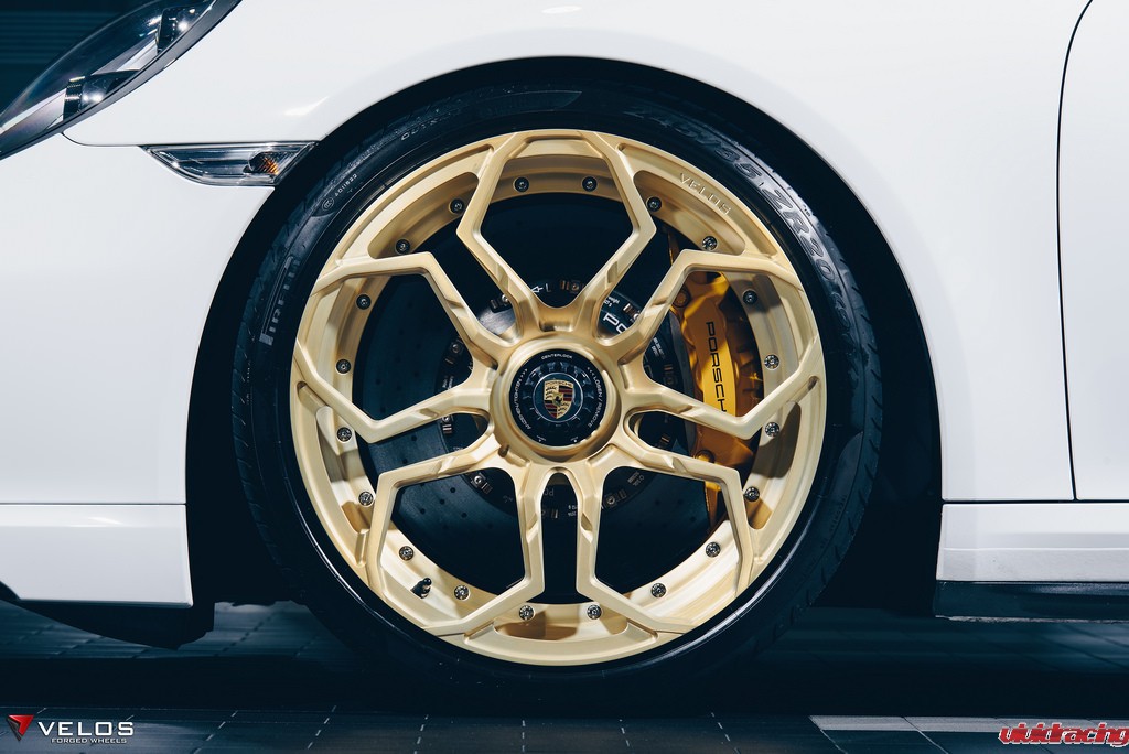 Velos Designwerks, Porsche 991 turbo, XX wheels, forged, fitment, matte, gold