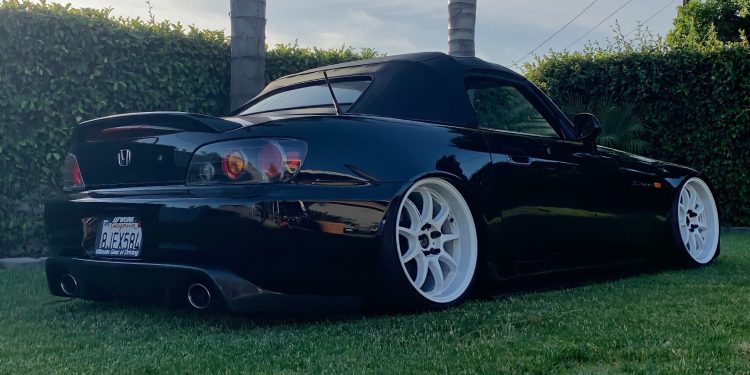 2006 Honda S2000 Base with Air Lift Performance Air Suspension and Work Emotion D9R tires