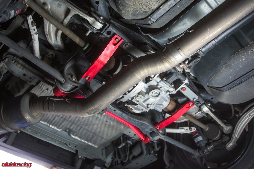 AP_ChassisBraceEvox-18