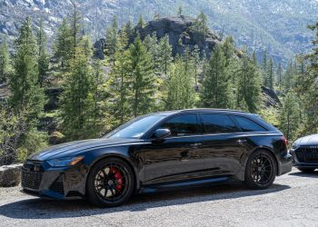 2022 Audi RS6 Vivid Racing modifications