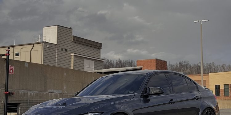 2018 BMW M3 Vivid Racing modifications