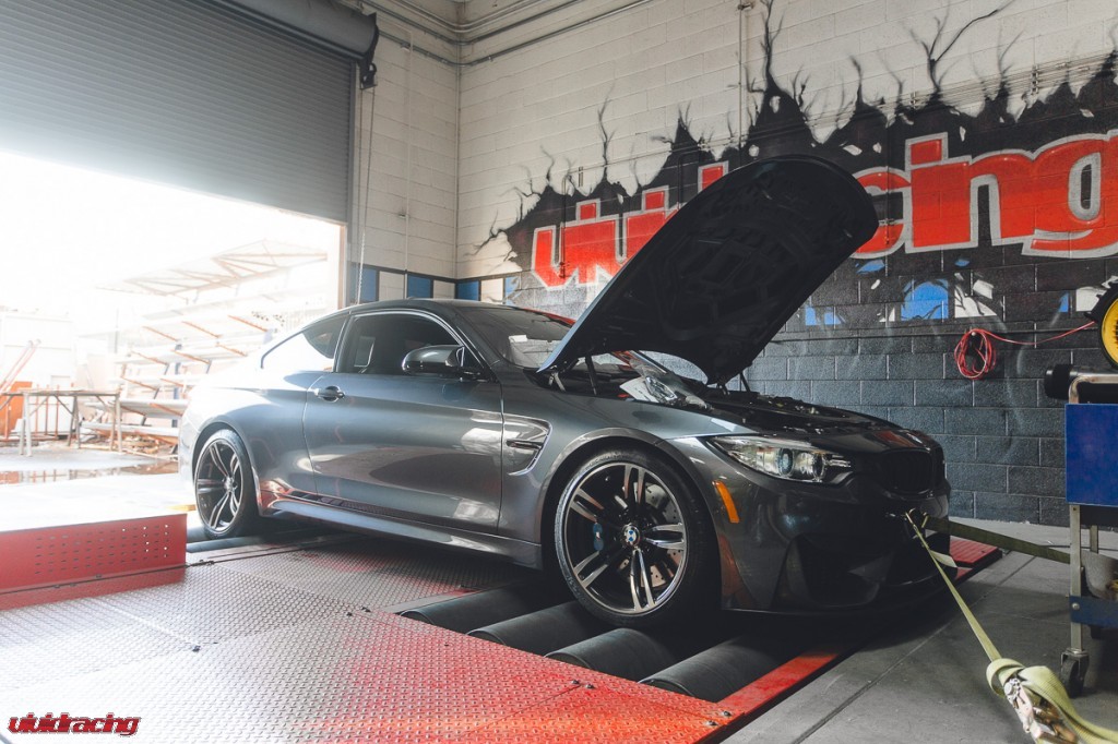 BMWm4_VRTUNED-1