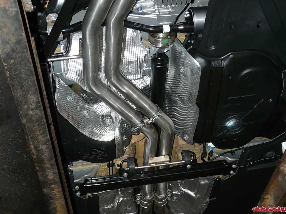 Bentley_Bentayga_Sport_Exhaust_BE600S_FIT_B_1000px