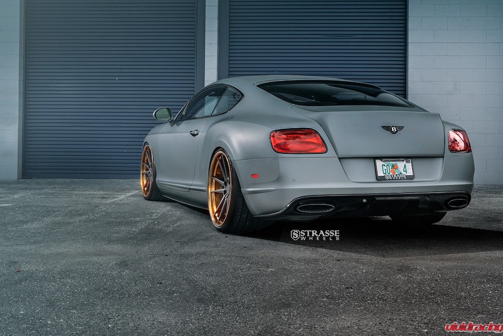 Strasse SV1 Deep Concave Wheels on a Bentley Continental GT Speed