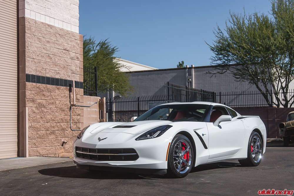 C7-Stingray-Corvette-Meisterschaft-Exhaust-1