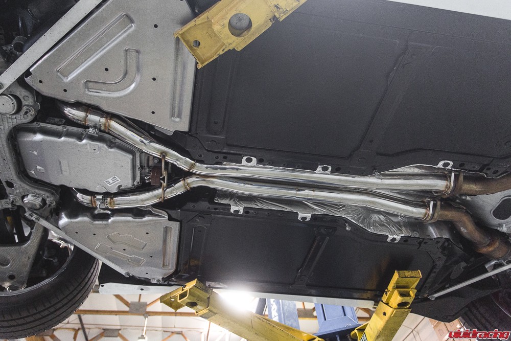 C7-Stingray-Corvette-Meisterschaft-Exhaust-12