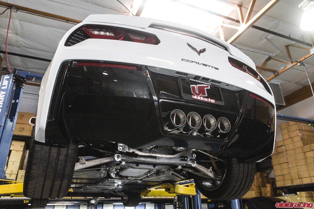 C7-Stingray-Corvette-Meisterschaft-Exhaust-19