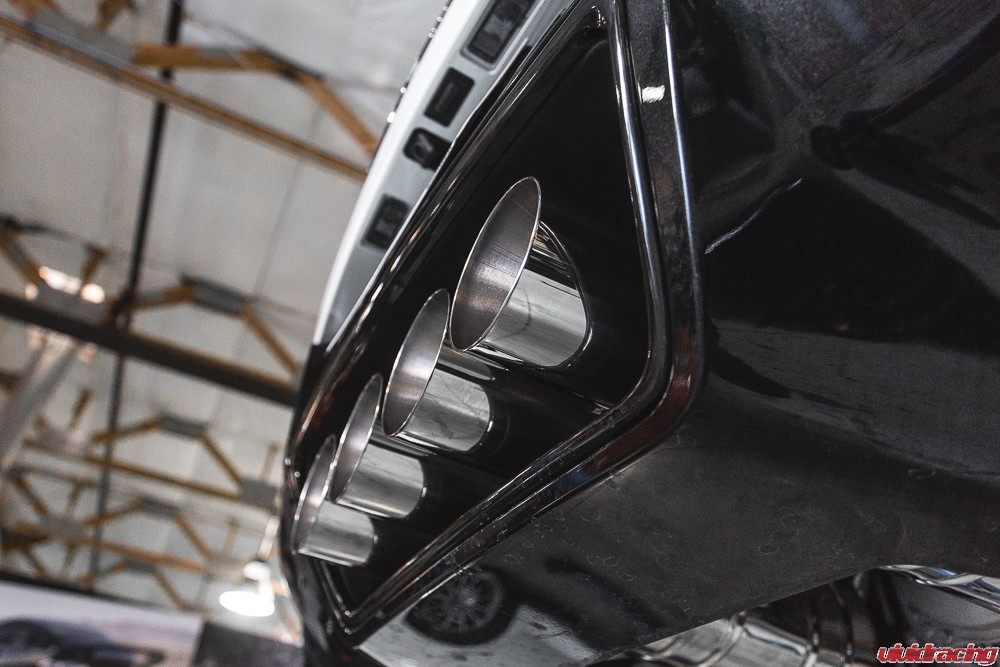 C7-Stingray-Corvette-Meisterschaft-Exhaust-8
