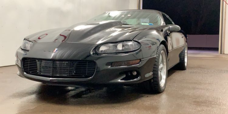 1998 Chevrolet Camaro Vivid Racing modifications