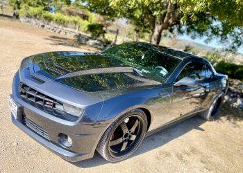 2011 Chevrolet Camaro Vivid Racing modifications