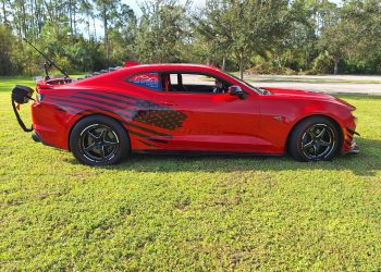 2019 Chevrolet Camaro Vivid Racing modifications