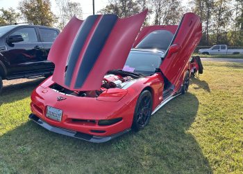 1998 Chevrolet Corvette Vivid Racing modifications