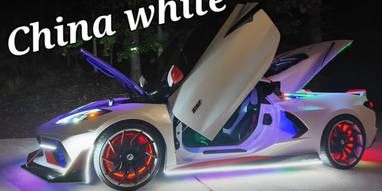 2023 Chevrolet Corvette Stingray Vivid Racing modifications