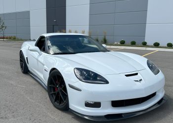 2011 Chevrolet Corvette Z06 Vivid Racing modifications