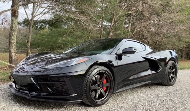 2023 Chevrolet Corvette Z51 Vivid Racing modifications