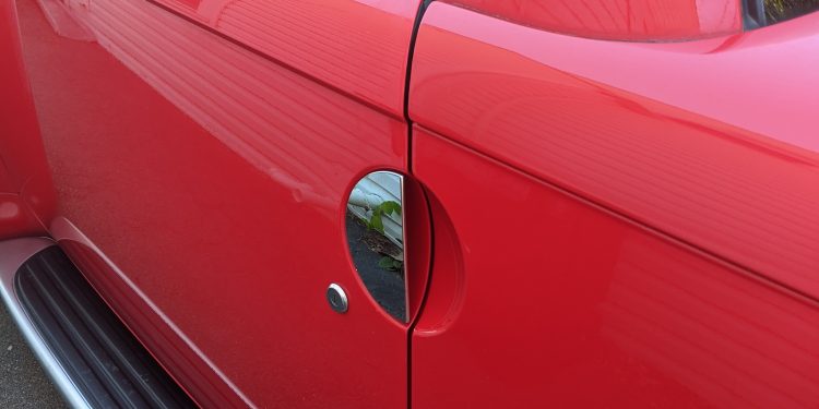 2004 Chevrolet SSR Vivid Racing modifications