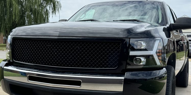 2009 Chevrolet Silverado 1500 Vivid Racing modifications